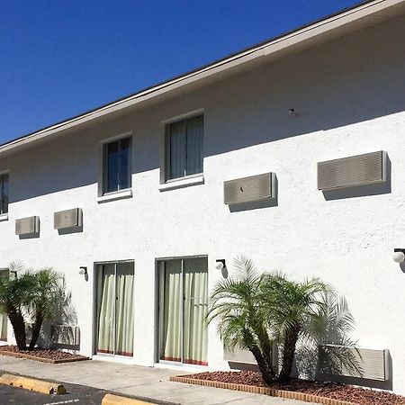 Heartland Motel 6-Tampa, Fl - Fairgrounds מראה חיצוני תמונה
